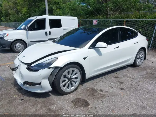 5YJ3E1EB8NF255177 2022 TESLA MODEL 3 - Image 2