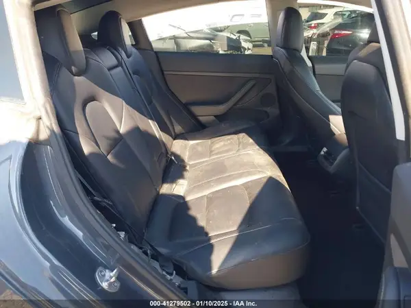 5YJ3E1EB8NF256829 2022 TESLA MODEL 3 - Image 8