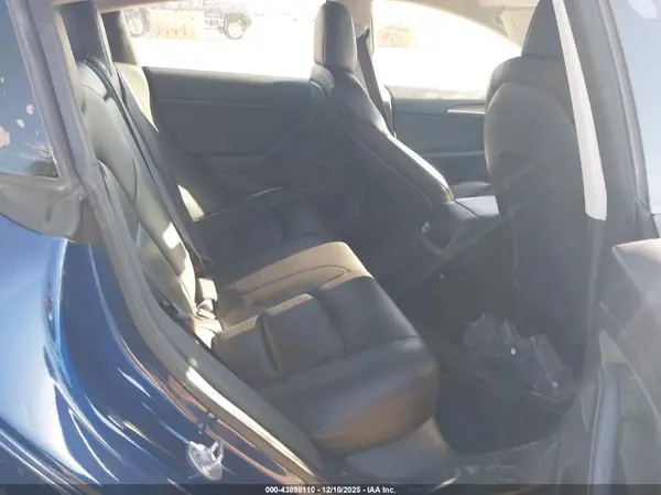 5YJ3E1EB8NF262534 2022 TESLA MODEL 3 - Image 8