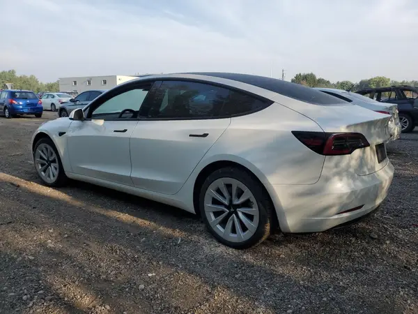 5YJ3E1EB8NF271444 2022 TESLA MODEL 3 - Image 2
