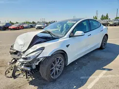 5YJ3E1EB8NF274702 2022 TESLA MODEL 3