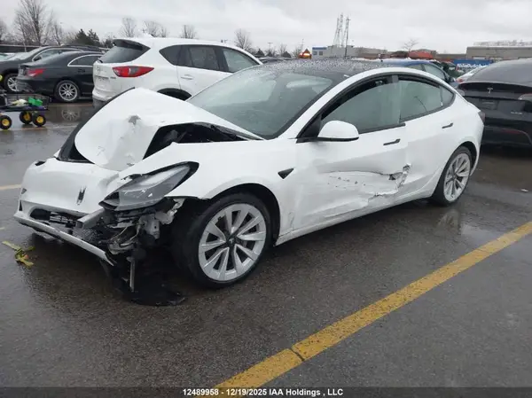 5YJ3E1EB8NF277194 2022 TESLA MODEL 3 - Image 2