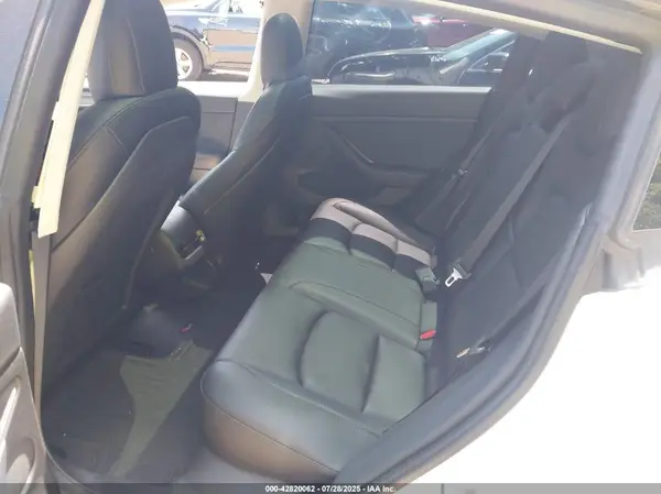 5YJ3E1EB8NF277387 2022 TESLA MODEL 3 - Image 8