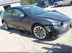5YJ3E1EB8NF287661 2022 TESLA MODEL 3