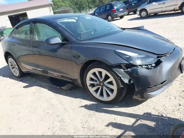 5YJ3E1EB8NF287661 2022 TESLA MODEL 3 - Image 1