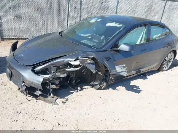 5YJ3E1EB8NF287661 2022 TESLA MODEL 3 - Image 2