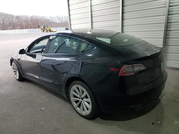 5YJ3E1EB8NF289359 2022 TESLA MODEL 3 - Image 2