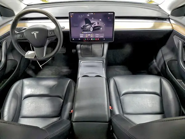 5YJ3E1EB8NF289393 2022 TESLA MODEL 3 - Image 8