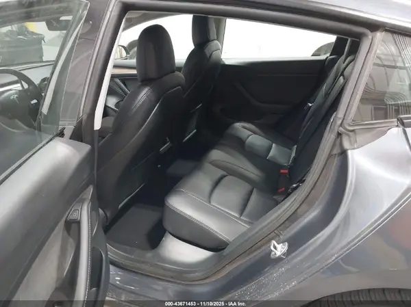 5YJ3E1EB8NF289538 2022 TESLA MODEL 3 - Image 8