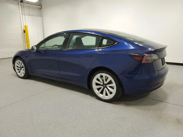 5YJ3E1EB8NF290592 2022 TESLA MODEL 3 - Image 2