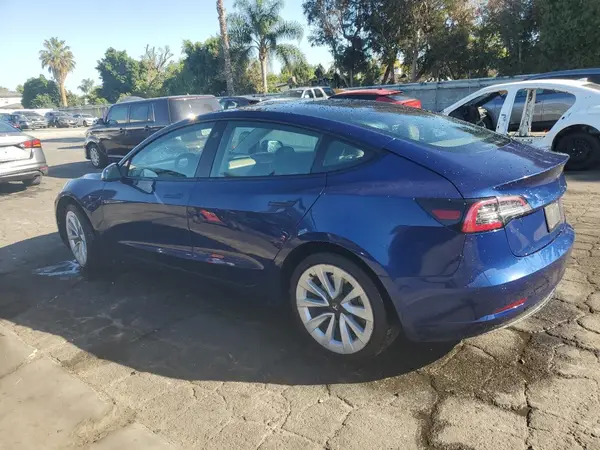 5YJ3E1EB8NF305169 2022 TESLA MODEL 3 - Image 2