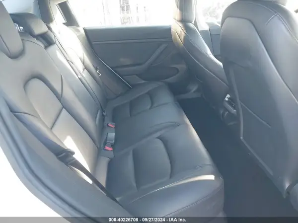 5YJ3E1EB8NF322957 2022 TESLA MODEL 3 - Image 8