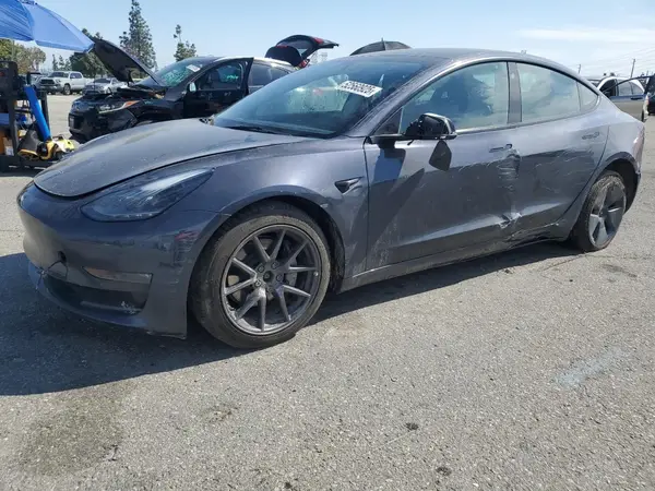 5YJ3E1EB8NF341248 2022 TESLA MODEL 3 - Image 1