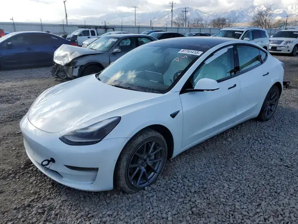 5YJ3E1EB8NF346577 2022 TESLA MODEL 3 - Image 1