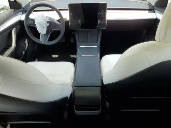 5YJ3E1EB8NF360768 2022 TESLA MODEL 3 - Image 8