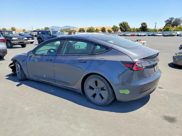 5YJ3E1EB8NF367347 2022 TESLA MODEL 3 - Image 2