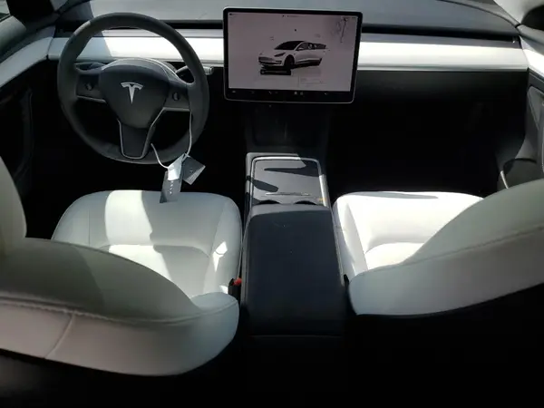 5YJ3E1EB8PF386449 2023 TESLA MODEL 3 - Image 8