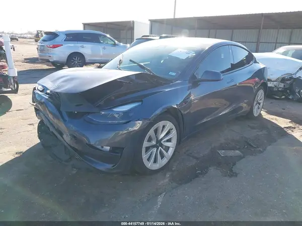 5YJ3E1EB8PF416064 2023 TESLA MODEL 3 - Image 2