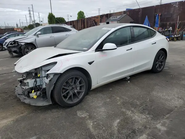 5YJ3E1EB8PF454894 2023 TESLA MODEL 3 - Image 1