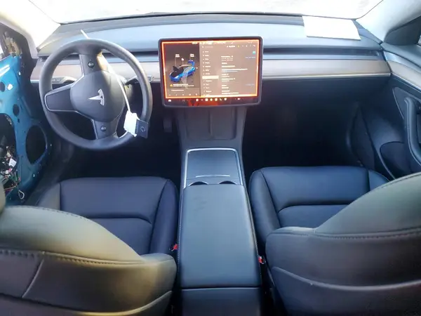 5YJ3E1EB8PF594556 2023 TESLA MODEL 3 - Image 8