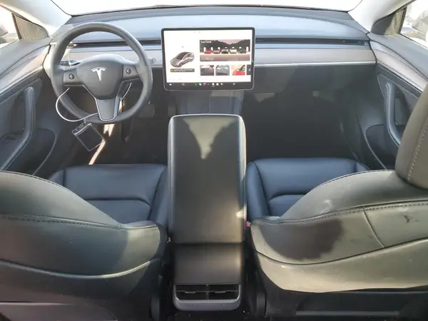 5YJ3E1EB8PF598882 2023 TESLA MODEL 3 - Image 8
