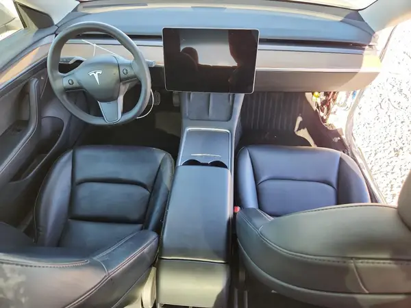 5YJ3E1EB8PF611355 2023 TESLA MODEL 3 - Image 8