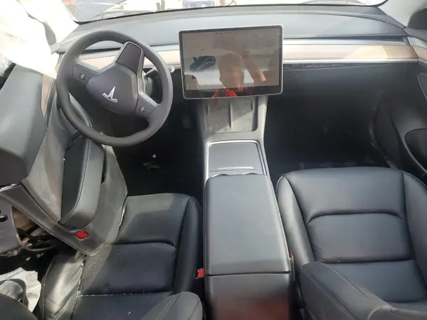 5YJ3E1EB8PF634733 2023 TESLA MODEL 3 - Image 8
