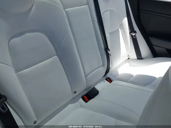 5YJ3E1EB8PF652391 2023 TESLA MODEL 3 - Image 8