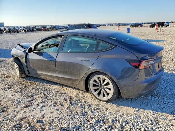 5YJ3E1EB8PF659728 2023 TESLA MODEL 3 - Image 2