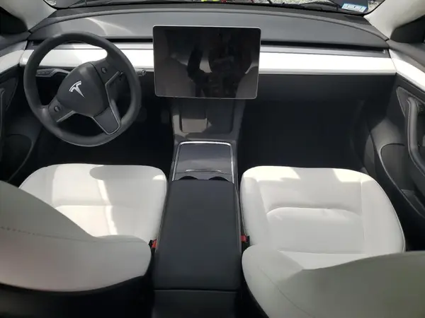 5YJ3E1EB8PF662158 2023 TESLA MODEL 3 - Image 8