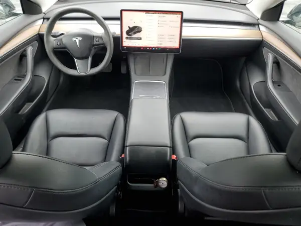 5YJ3E1EB8PF666372 2023 TESLA MODEL 3 - Image 8
