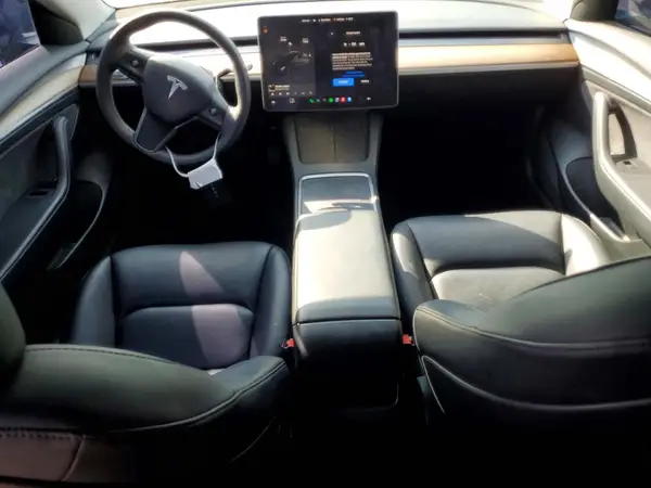 5YJ3E1EB8PF673547 2023 TESLA MODEL 3 - Image 8