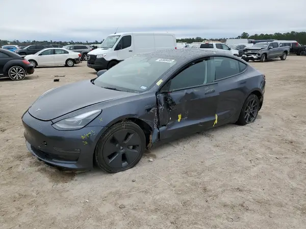 5YJ3E1EB8PF685049 2023 TESLA MODEL 3 - Image 1