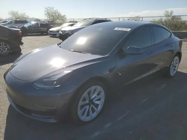 5YJ3E1EB8PF686556 2023 TESLA MODEL 3 - Image 1
