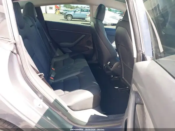 5YJ3E1EB8PF699324 2023 TESLA MODEL 3 - Image 8