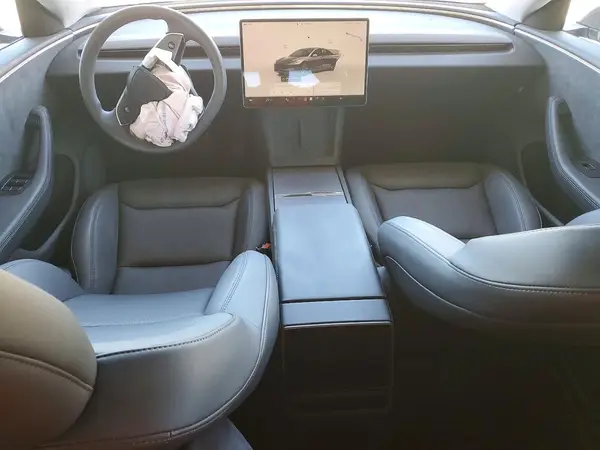 5YJ3E1EB8RF730171 2024 TESLA MODEL 3 - Image 8