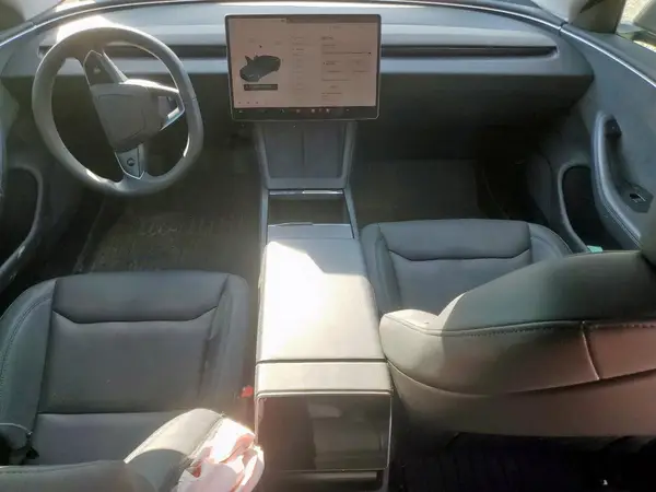 5YJ3E1EB8RF733832 2024 TESLA MODEL 3 - Image 8