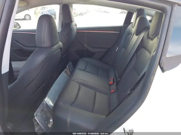 5YJ3E1EB8RF734124 2024 TESLA MODEL 3 - Image 8