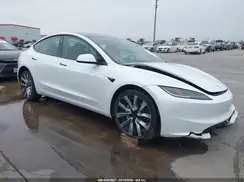 5YJ3E1EB8RF736018 2024 TESLA MODEL 3