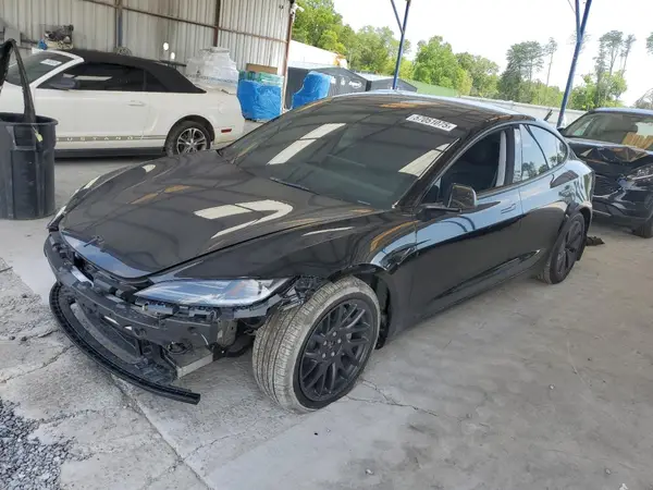 5YJ3E1EB8RF737962 2024 TESLA MODEL 3 - Image 1
