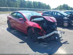 5YJ3E1EB8RF755023 2024 TESLA MODEL 3