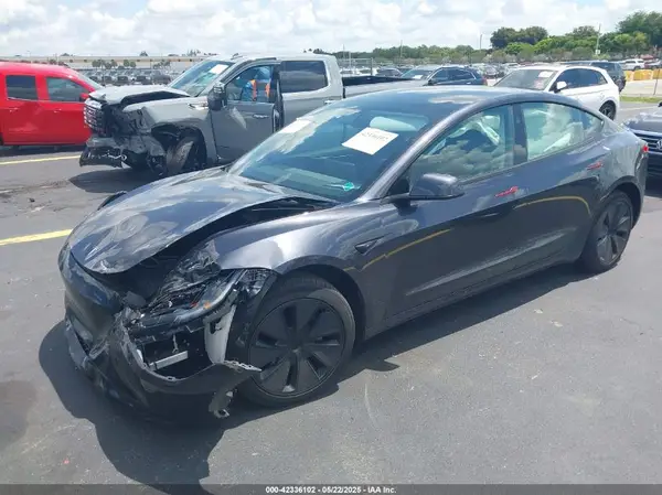 5YJ3E1EB8RF797501 2024 TESLA MODEL 3 - Image 2
