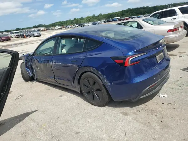 5YJ3E1EB8RF798017 2024 TESLA MODEL 3 - Image 2
