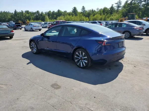 5YJ3E1EB8RF808223 2024 TESLA MODEL 3 - Image 2