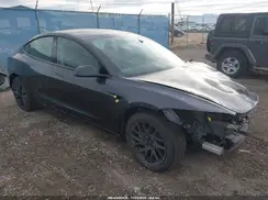 5YJ3E1EB8RF811056 2024 TESLA MODEL 3