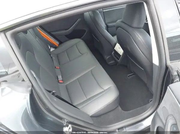 5YJ3E1EB8RF812854 2024 TESLA MODEL 3 - Image 8