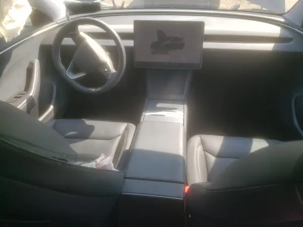 5YJ3E1EB8RF827077 2024 TESLA MODEL 3 - Image 8