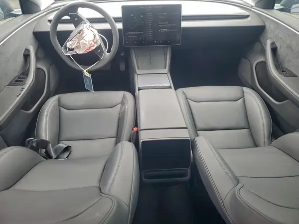 5YJ3E1EB8RF832585 2024 TESLA MODEL 3 - Image 8