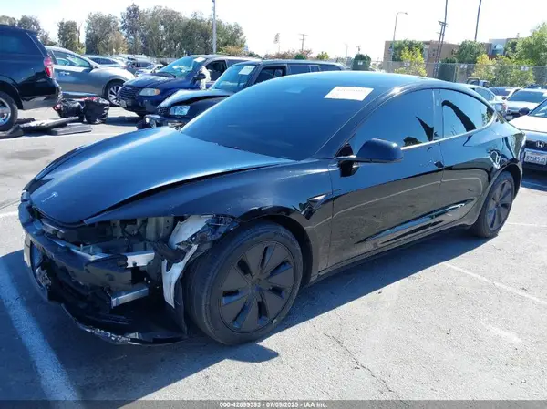 5YJ3E1EB8RF848995 2024 TESLA MODEL 3 - Image 2