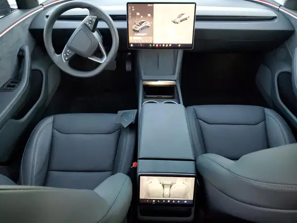 5YJ3E1EB8SF017583 2025 TESLA MODEL 3 - Image 8